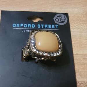Darice Gold and Cream Statement Ring